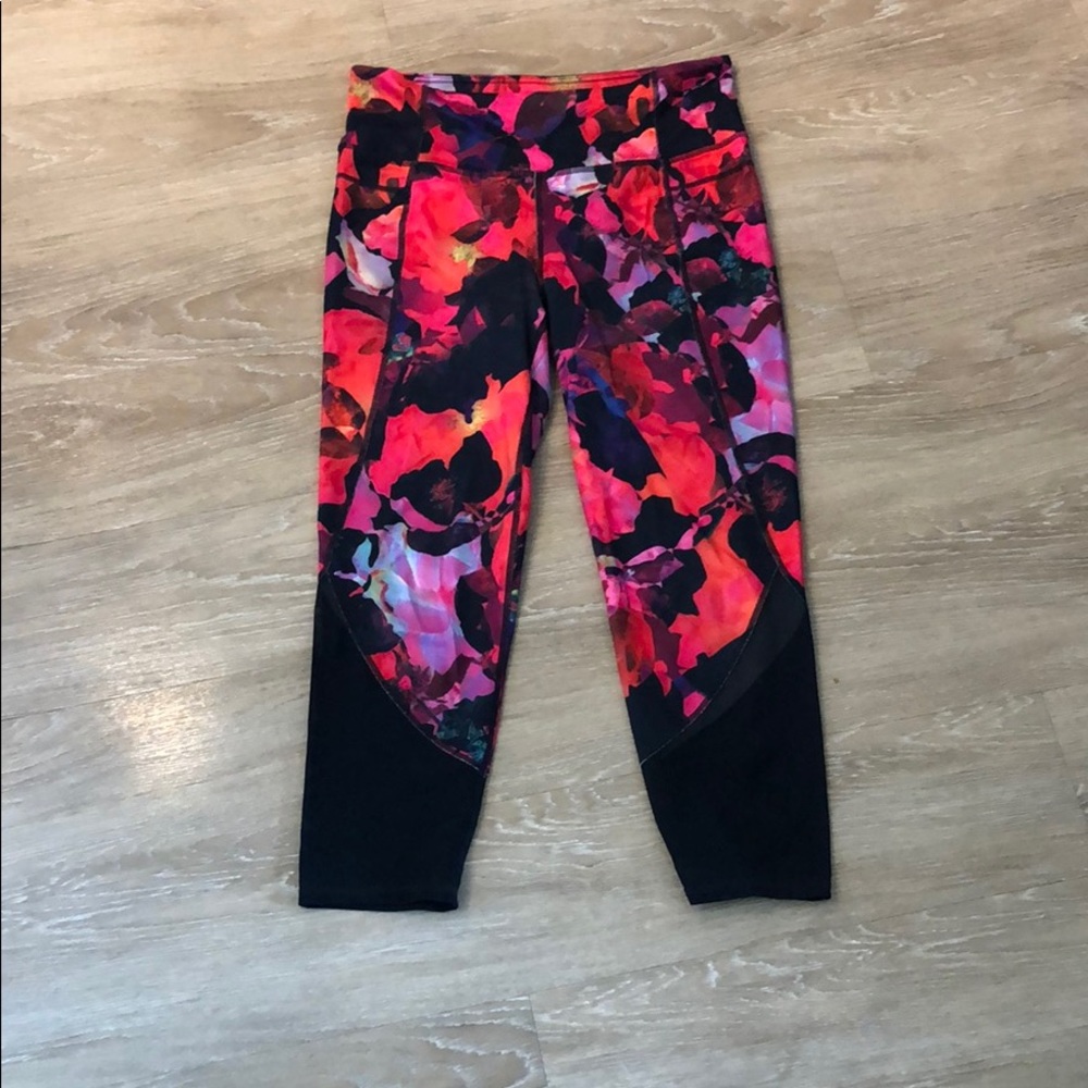 Athleta colorful crop leggings
